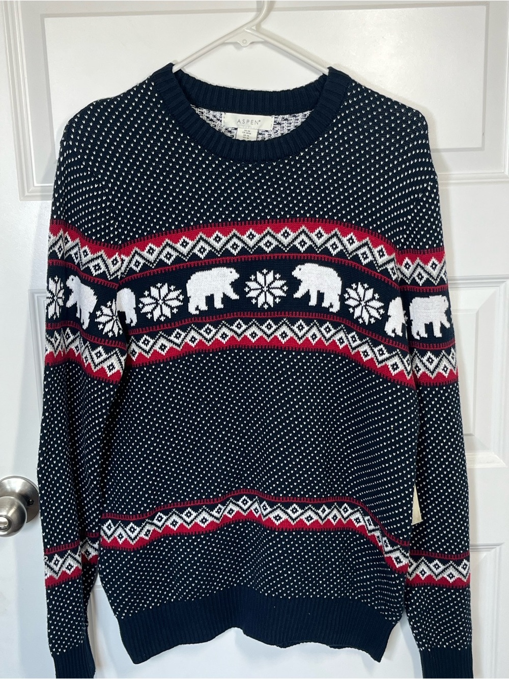 Aspen Mens M Polar Bear Fair Isle Nordic Christmas Sweater NWT
